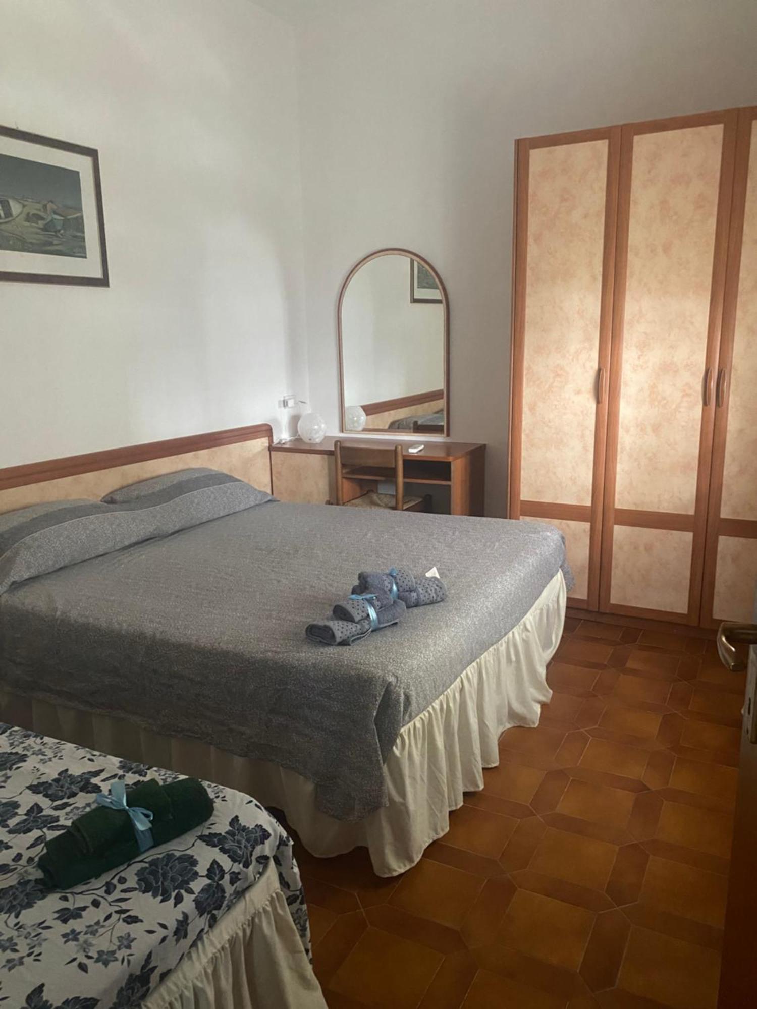 Casa Elisa 8 Villa Bellaria-Igea Marina Eksteriør billede